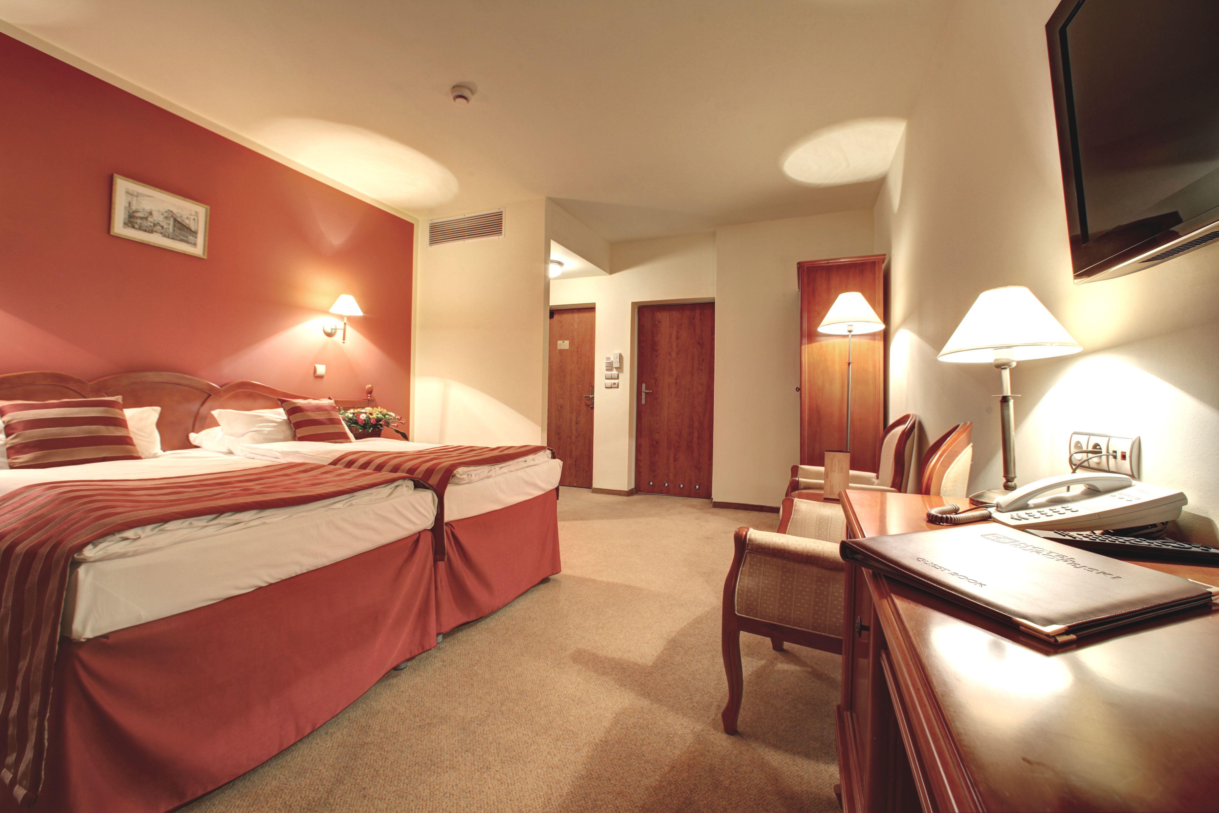 Hotel Europejski Wroclaw Centrum Ngoại thất bức ảnh
